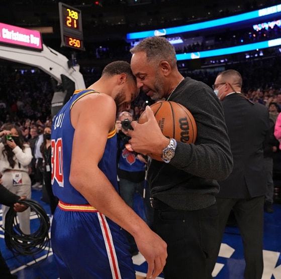 他灵活多变 他灵活多变